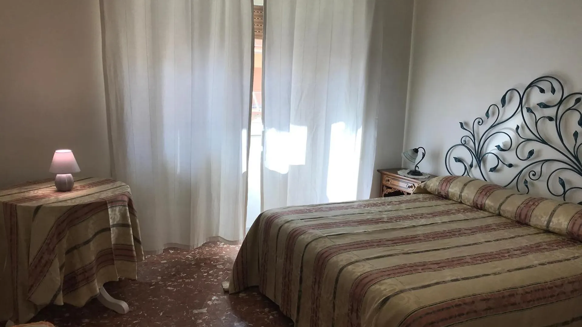 Apartment Stella Vaticana Front Metro Rome